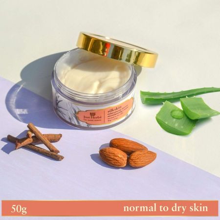 Just Herbs Ayurvedic Silkskin Aloe Vera Moisturising Night Cream For Acne, Scars & Dry Skin - Men & Women