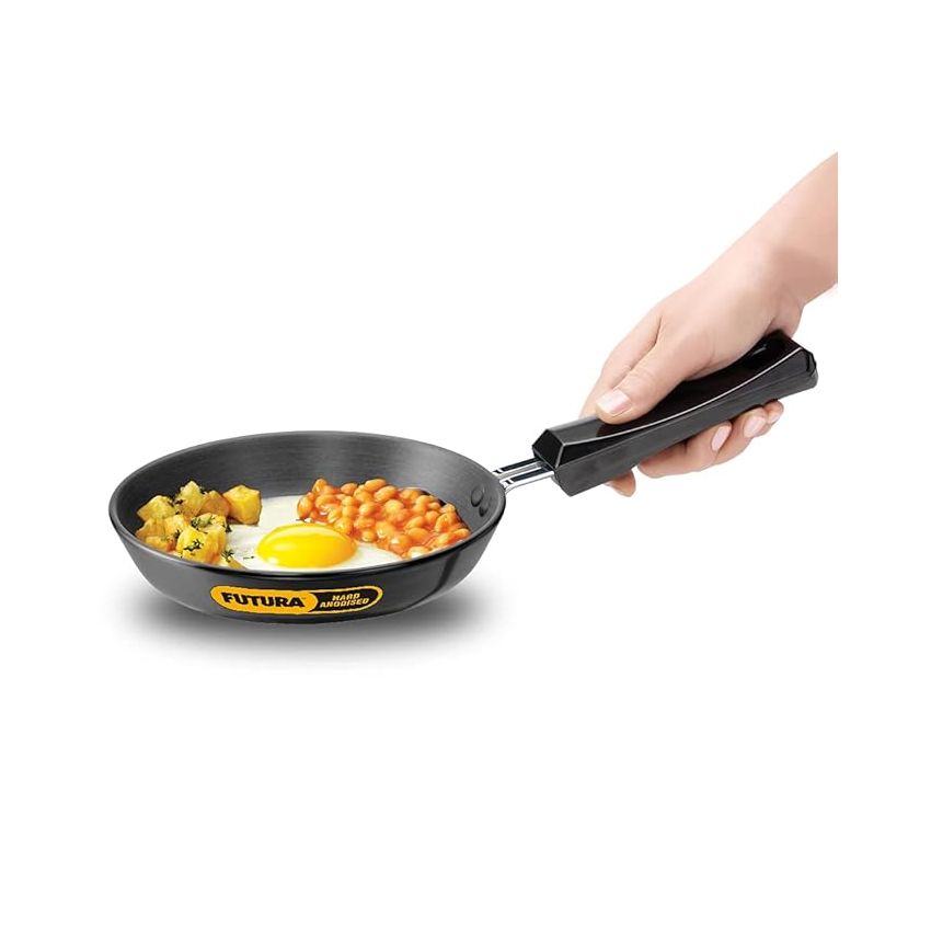 Hawkins Futura 17 cm Frying Pan, Hard Anodised Fry Pan, Small Frying Pan, Black (AF17)