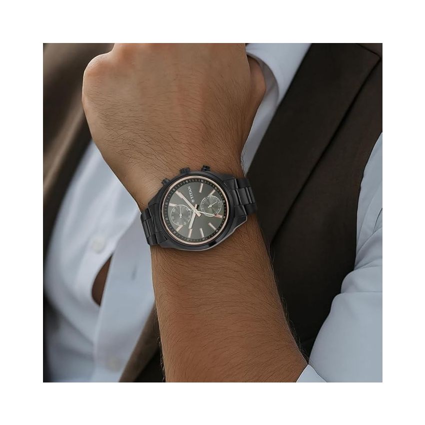 Titan Men's Metropolitan Luxe: Multifunction Mono black Dial with Two-Tone Stainless Steel Bracelet Watch-NS1733NM01/NT1733NM01