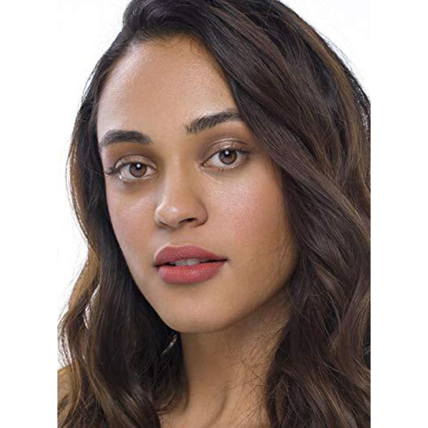 SUGAR Cosmetics Mettle Satin Lipstick | Highly Pigmented & Silky Matte Finish | Creamy Texture | Mango Butter Infused | 2.2 gm - 10 Diana (Peachy Pink)