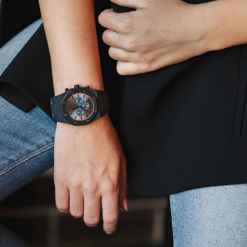 EIGHT KUWAIT Patron Chronograph Navy watch