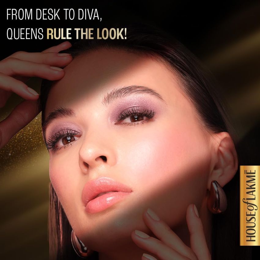 Lakme Glitterati Shimmer Face Palette - Night Diva, 14 gm