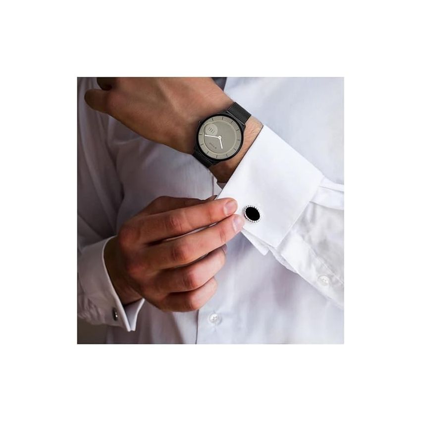 Titan Metal Edge Baseline Analog Beige Dial Men's Watch-1843Nm01/Np1843Nm01, Band Color-Black