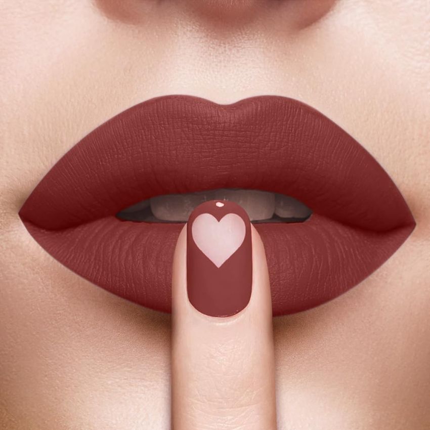 LAKMÉ Lipstick 304 Chocolate Temptation (Sheer)