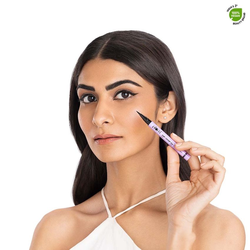Plum Eye-Swear-By Pencil Eyeliner Pen | Flexible Felt-Tip | Smudge-Proof | 100% Vegan & Cruelty Free | 01 Black, Semi Matte Finish