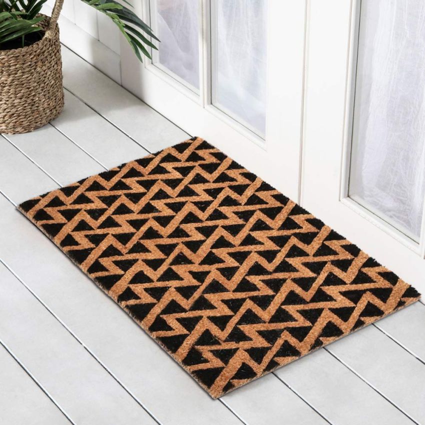 Onlymat Printed Coir Doormat with Non-Slip PVC Backing for Outdoor and Indoors - Durable, Large, Waterproof, and Thick - Chevron Pattern Print, Black and Brown Colored Rug (75x45cm)