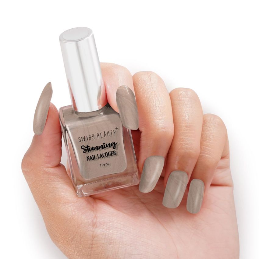 Swiss Beauty Stunning Nail Lacquer | Chip Resistant, Quick drying nail paint | Highly Pigmented with high shine Nail polish | Shade - Tokyo Light, 12gm