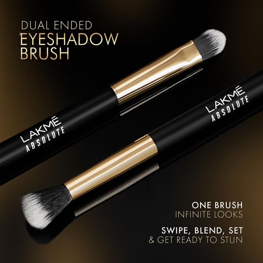 LAKMÉ Absolute Makeup Master Tools - Dual Ended Eyeshadow Brush