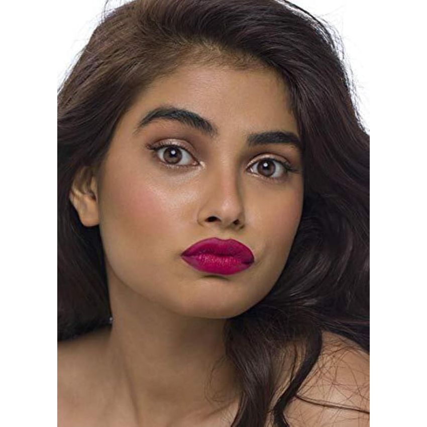 SUGAR Cosmetics Mettle Satin Lipstick | Highly Pigmented & Silky Matte Finish | Creamy Texture | Mango Butter Infused | 2.2 gm - 09 Charlotte (True Blue Red)