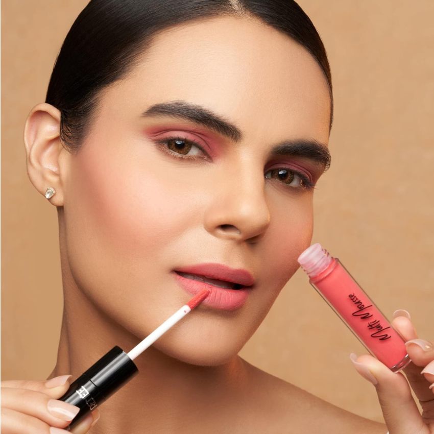 RENEE Multi-mousse for Lips, Cheeks & Eyes, Peach Parfait 5gm | Matte Finish, Rich Color Payoff With Weightless & Velvety Smooth Texture | Non-drying, Highly Blendable Formula